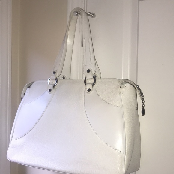 BVLGARI Handbags - Bulgari white leather purse shoulder bag 🤍 BVLGARI